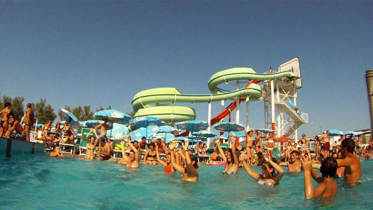 Fior Di Loto - Rimini Hotel Eksteriør billede